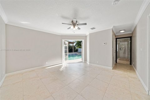 House in Pompano Beach, Florida 3 bedrooms, 171.13 sq.m. № 1730915 - photo 17
