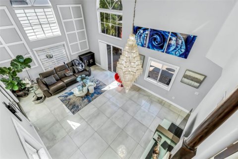 Купить виллу или дом в Майами, Флорида 3 спальни, 177.72м2, № 2052112 - фото 12