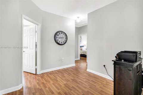 Купить виллу или дом в Майами, Флорида 3 спальни, 177.72м2, № 2052112 - фото 26