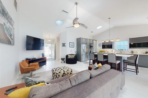 Casa en venta en New Smyrna Beach, Florida, 2 dormitorios, 145.11 m2 № 1509666 - foto 14