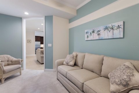 Condo in University Park, Florida, 2 bedrooms  № 1680389 - photo 15