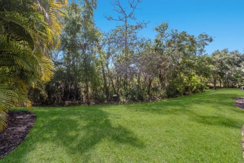 Condo in University Park, Florida, 2 bedrooms  № 1680389 - photo 25