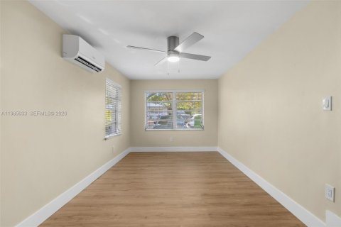 Снять в аренду виллу или дом в Уэст -Майами, Флорида 3 спальни, 148.09м2, № 2050854 - фото 26