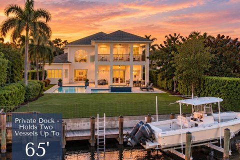 House in Juno Beach, Florida 7 bedrooms, 481.05 sq.m. № 2336087