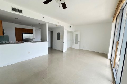 Condo in Miami, Florida  № 1710849 - photo 5