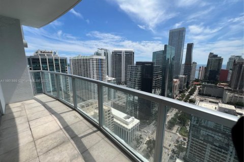 Condo in Miami, Florida  № 1710849 - photo 1
