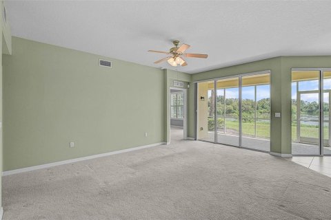 Condo in Sarasota, Florida, 2 bedrooms  № 1887071 - photo 5