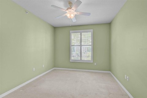 Condo in Sarasota, Florida, 2 bedrooms  № 1887071 - photo 19