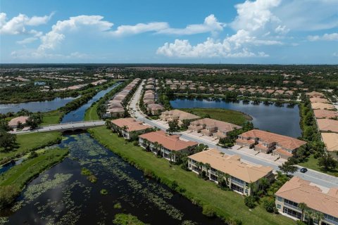 Condo in Sarasota, Florida, 2 bedrooms  № 1887071 - photo 30