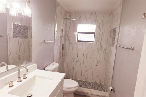 Casa en venta en Cape Coral, Florida, 3 dormitorios, 109.81 m2 № 1899457 - foto 26
