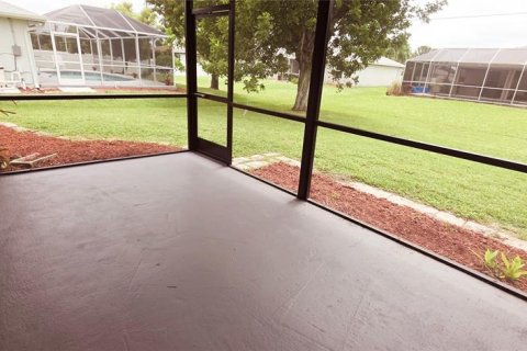 Casa en venta en Cape Coral, Florida, 3 dormitorios, 109.81 m2 № 1899457 - foto 30