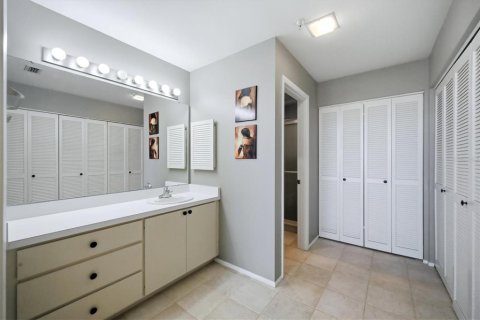 Copropriété à vendre à Longboat Key, Floride: 2 chambres, 116.78 m2 № 2406641 - photo 17