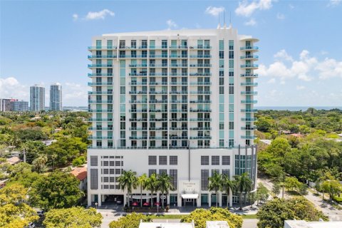Condominio en venta en Miami, Florida, 1 dormitorio, 76.27 m2 № 2090224 - foto 19