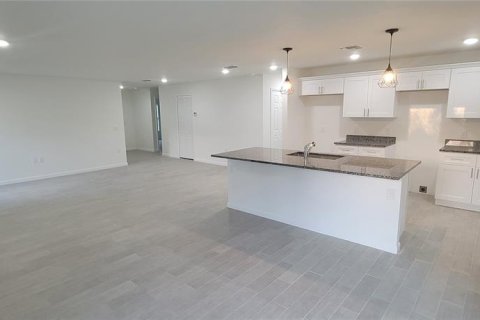 Villa ou maison à vendre à North Port, Floride: 4 chambres, 167.22 m2 № 1904629 - photo 3