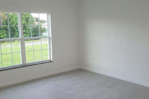 Villa ou maison à vendre à North Port, Floride: 4 chambres, 167.22 m2 № 1904629 - photo 4