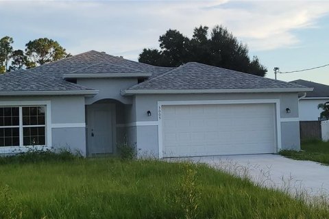 Villa ou maison à vendre à North Port, Floride: 4 chambres, 167.22 m2 № 1904629 - photo 1