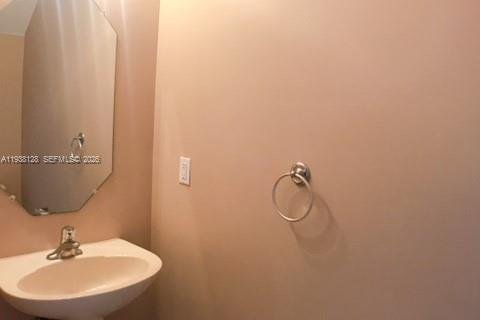 Touwnhouse à louer à Miramar, Floride: 3 chambres, 121.33 m2 № 1996380 - photo 6