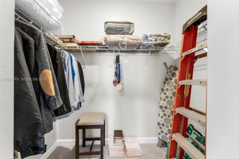 Casa en venta en Homestead, Florida, 5 dormitorios, 276.29 m2 № 2066264 - foto 27