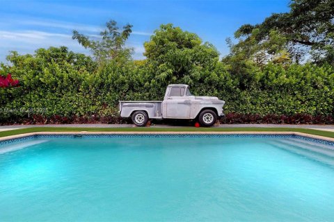 Villa ou maison à vendre à Miami, Floride: 4 chambres, 153.85 m2 № 1923103 - photo 5