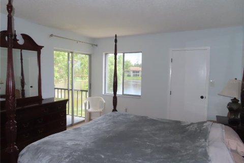 Condominio en venta en Oldsmar, Florida, 2 dormitorios, 97.83 m2 № 1733005 - foto 14