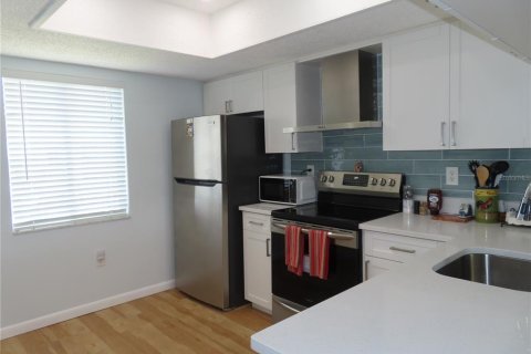 Condominio en venta en Oldsmar, Florida, 2 dormitorios, 97.83 m2 № 1733005 - foto 4