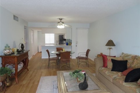 Condominio en venta en Oldsmar, Florida, 2 dormitorios, 97.83 m2 № 1733005 - foto 6