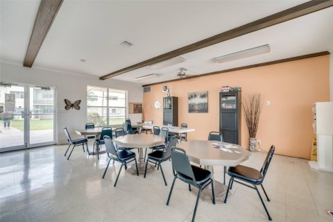 Condominio en venta en Lauderhill, Florida, 2 dormitorios, 80.82 m2 № 1455891 - foto 25