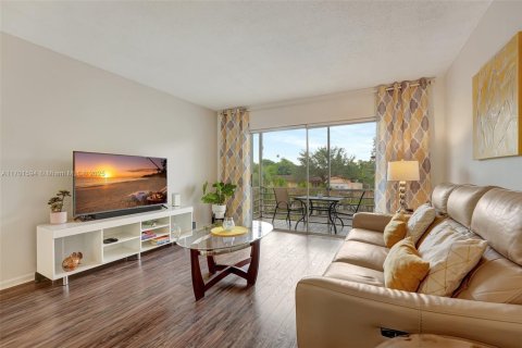 Condominio en venta en Lauderhill, Florida, 2 dormitorios, 80.82 m2 № 1455891 - foto 9
