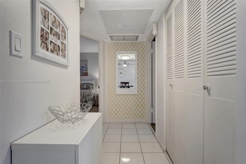 Condominio en venta en Lauderhill, Florida, 2 dormitorios, 80.82 m2 № 1455891 - foto 13