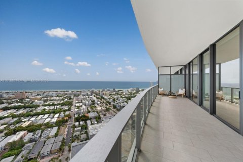 Condo in Miami Beach, Florida, 2 bedrooms  № 1820332 - photo 18
