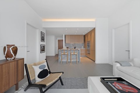 Condo in Miami Beach, Florida, 2 bedrooms  № 1820332 - photo 20