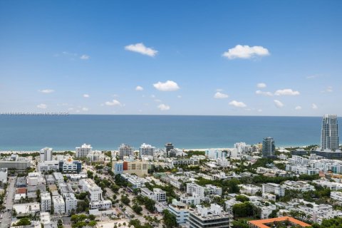 Condo in Miami Beach, Florida, 2 bedrooms  № 1820332 - photo 22