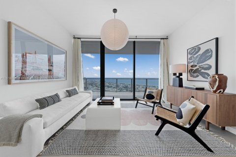 Condo in Miami Beach, Florida, 2 bedrooms  № 1820332 - photo 7