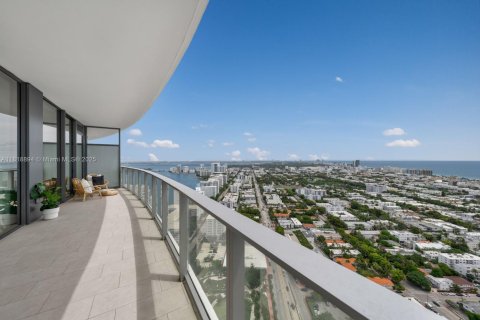 Condo in Miami Beach, Florida, 2 bedrooms  № 1820332 - photo 13