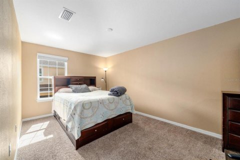 Townhouse in Gibsonton, Florida 3 bedrooms, 165.18 sq.m. № 1899324 - photo 19