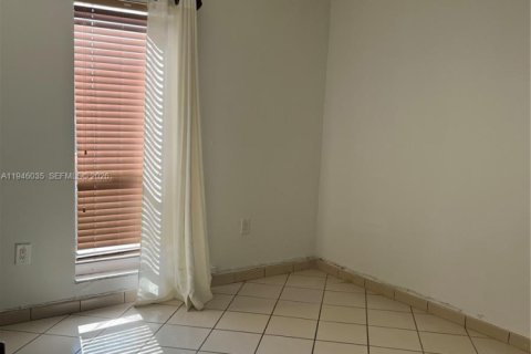 Купить кондоминиум в Хайалиа, Флорида 3 спальни, 112.6м2, № 2088896 - фото 11