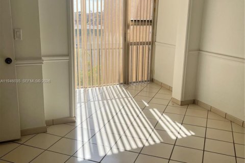 Купить кондоминиум в Хайалиа, Флорида 3 спальни, 112.6м2, № 2088896 - фото 12