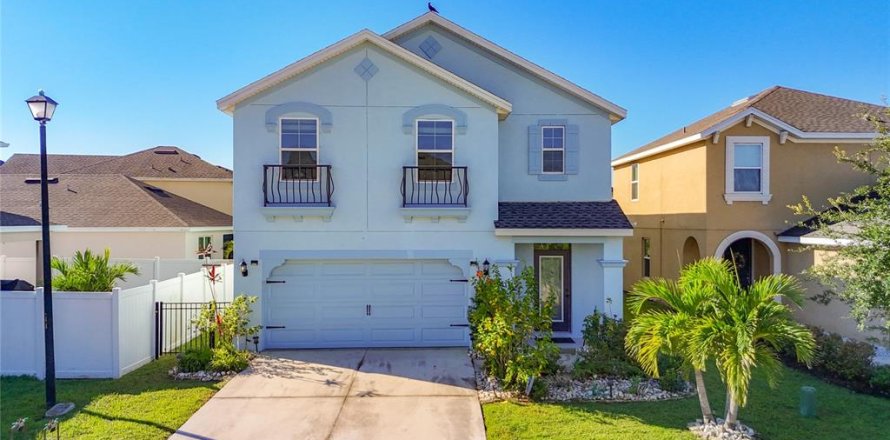 Casa en Bradenton, Florida 5 dormitorios, 234.11 m2 № 2418567