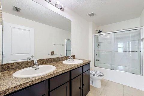 Casa en venta en Bradenton, Florida, 5 dormitorios, 234.11 m2 № 2418567 - foto 26