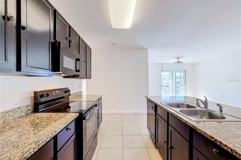 Casa en venta en Bradenton, Florida, 5 dormitorios, 234.11 m2 № 2418567 - foto 10