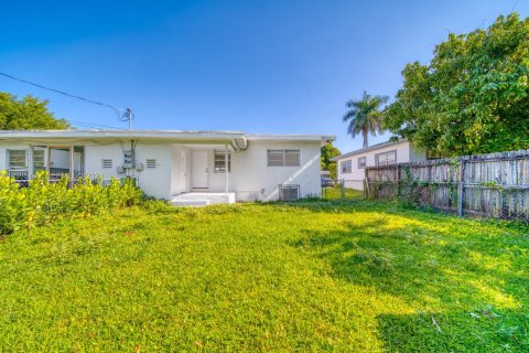Immobilier commercial à vendre à Miami, Floride: 172.43 m2 № 2062644 - photo 27