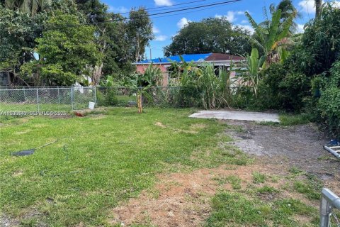 Immobilier commercial à vendre à Miami, Floride: 172.43 m2 № 2062644 - photo 9