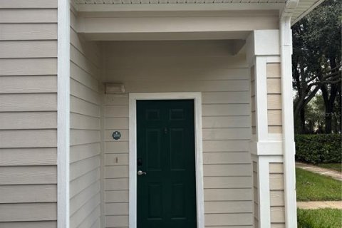 Кондоминиум с 7 комнатами в Уинтер-Гарден, Флорида в SOUTHERN PINES № 2422806