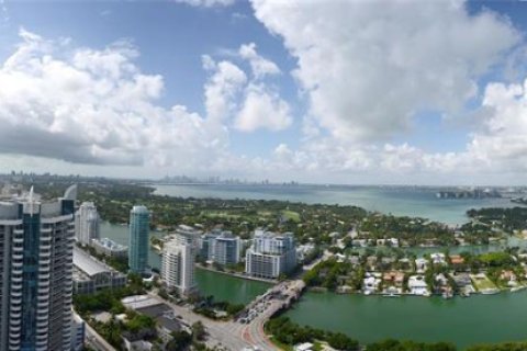 Copropriété à louer à Miami Beach, Floride: 2 chambres, 122.82 m2 № 2036733 - photo 3