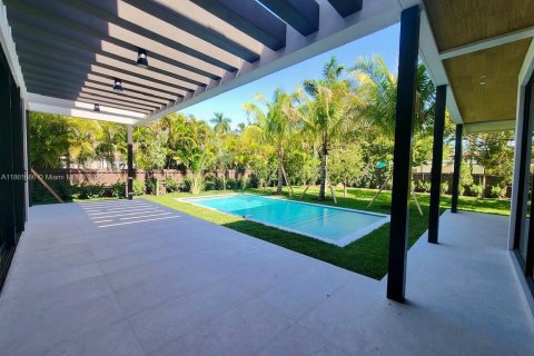 Casa en venta en South Miami, Florida, 6 dormitorios, 510.41 m2 № 1890570 - foto 17