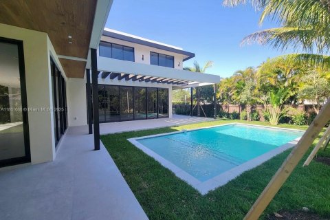 Casa en venta en South Miami, Florida, 6 dormitorios, 510.41 m2 № 1890570 - foto 19