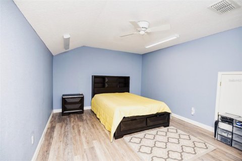 House in Winter Garden, Florida 5 bedrooms, 317.63 sq.m. № 1919424 - photo 16