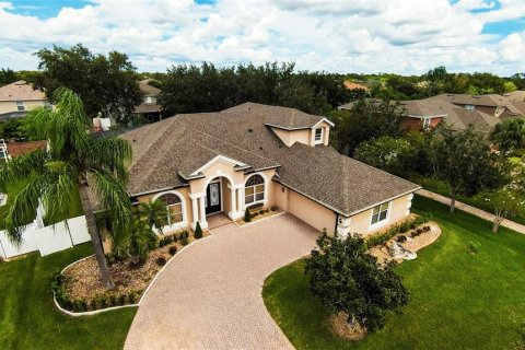 House in Winter Garden, Florida 5 bedrooms, 317.63 sq.m. № 1919424 - photo 4