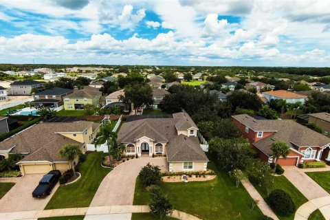 House in Winter Garden, Florida 5 bedrooms, 317.63 sq.m. № 1919424 - photo 5