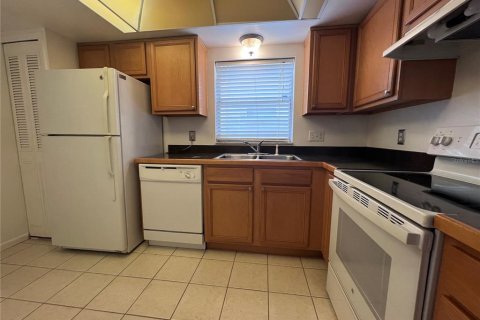 Adosado en alquiler en Orlando, Florida, 2 dormitorios, 120.4 m2 № 1757333 - foto 12